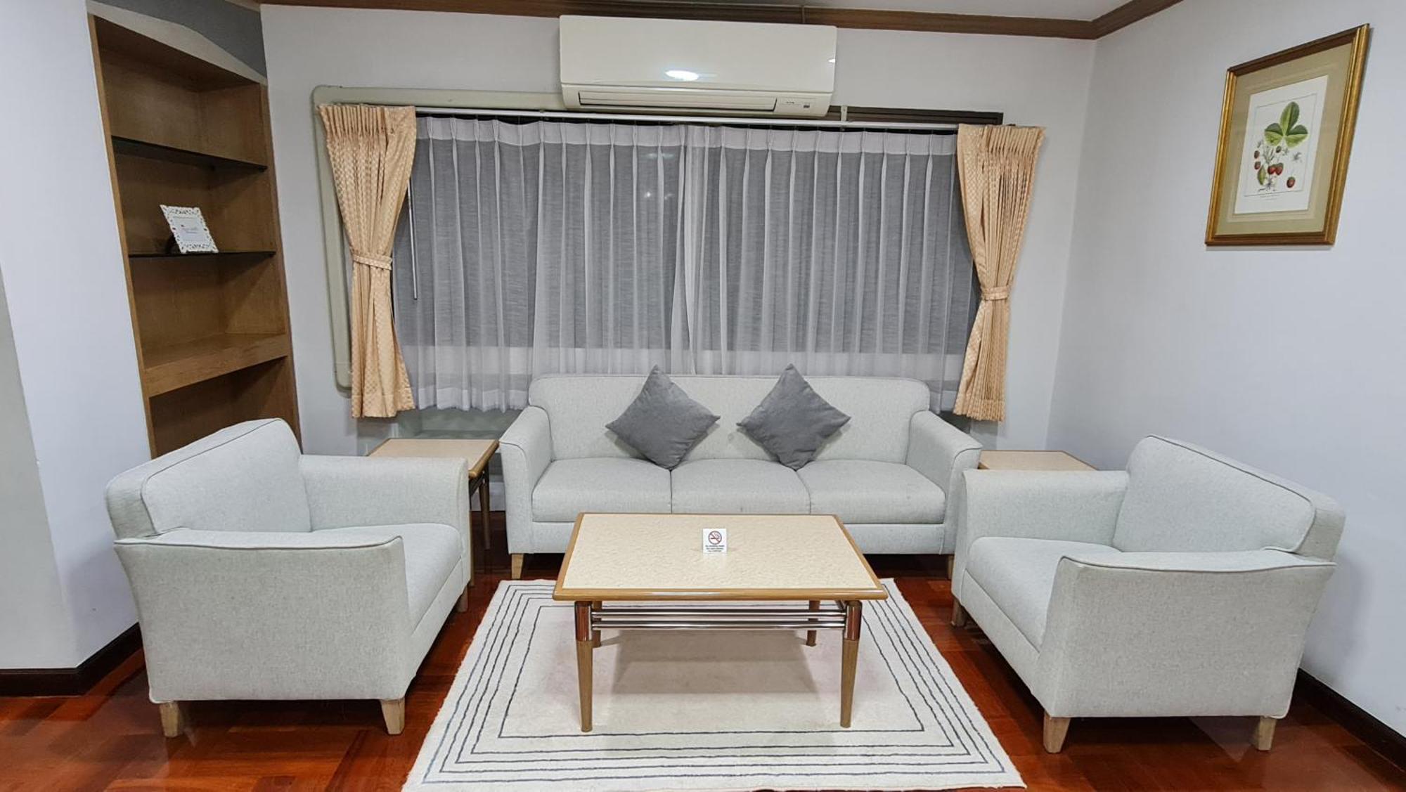 Apartment Service Thong Lo Ekkamai Prompong *