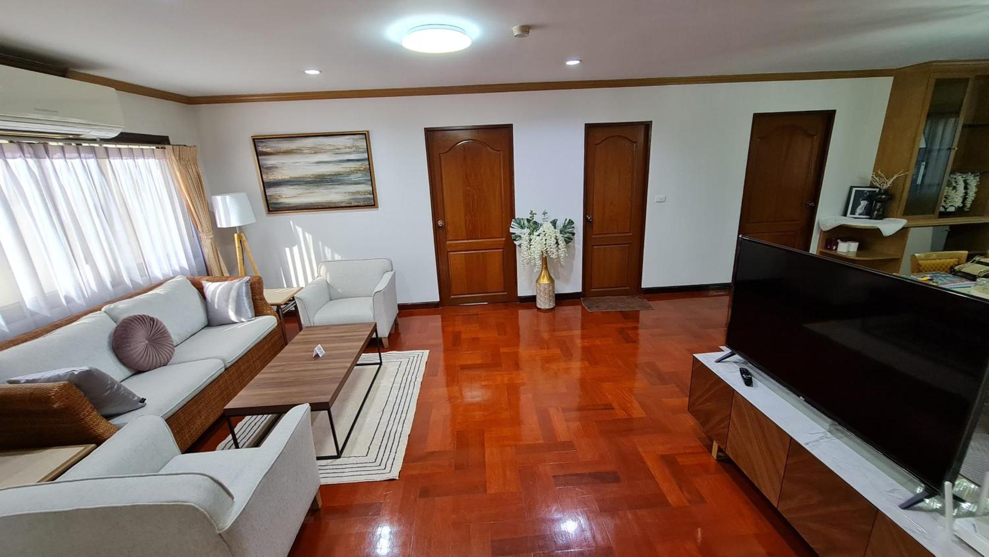 Apartment Service Thong Lo Ekkamai Prompong Bangkok
