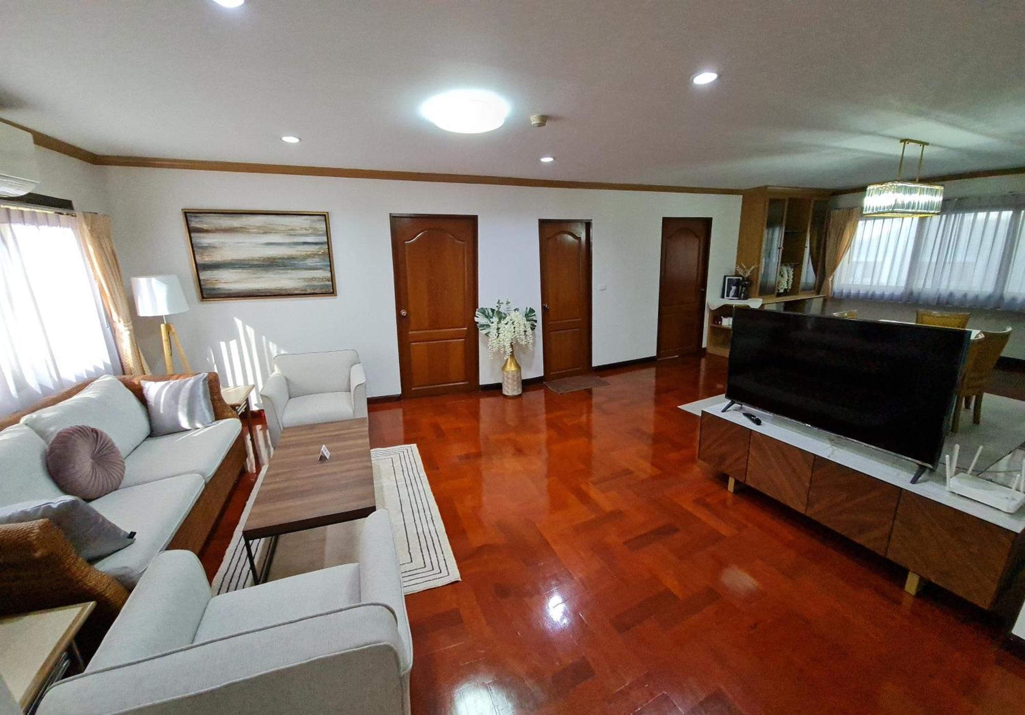 Apartment Service Thong Lo Ekkamai Prompong *